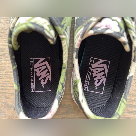 Vans Women’s Tropical Flower Print Ultra Cushion Skate Shoe-Size 8 - Picture 7 of 10